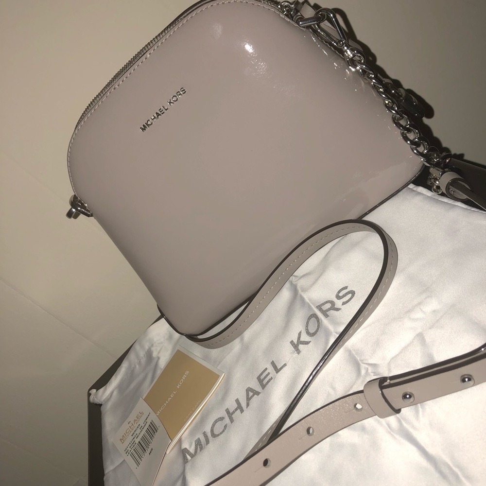 ✨FLASH SALE✨ Michael Kors Nude Patent Crossbody